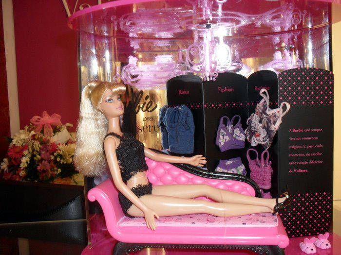 barbie valisere