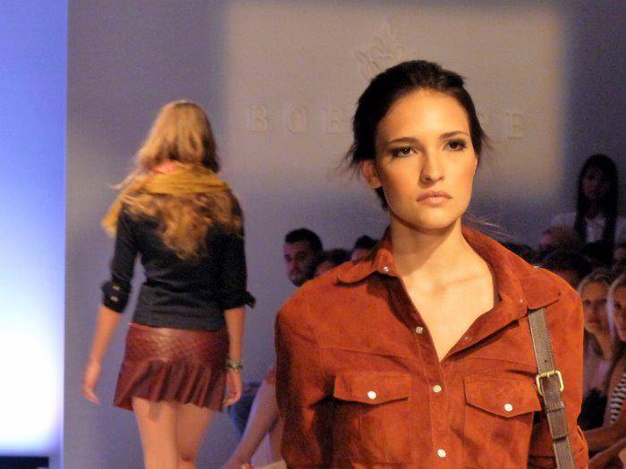 desfile bobstore