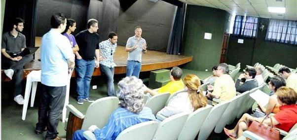 Festival de cinema realiza debate temático com candidatos a Prefeitura de Santos