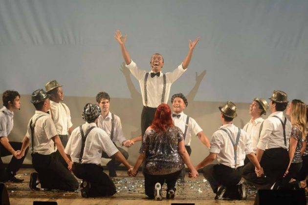 www.juicysantos.com.br - grupo de teatro musical em santos sp