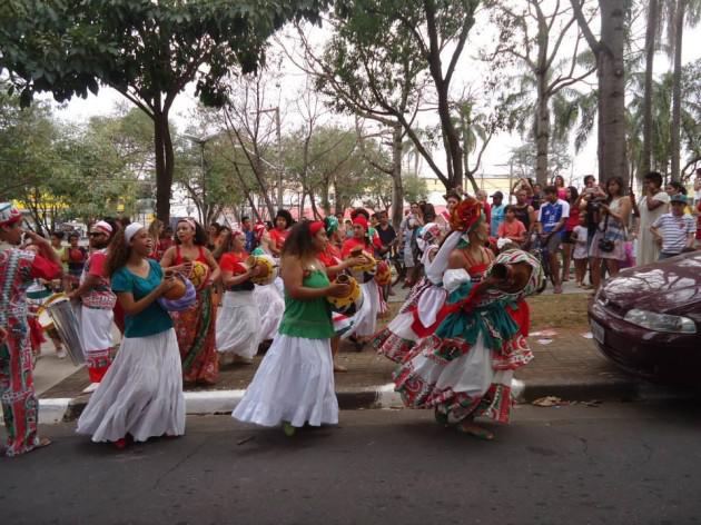 www.juicysantos.com.br - 11 anos do maracatu quiloa de santos sp