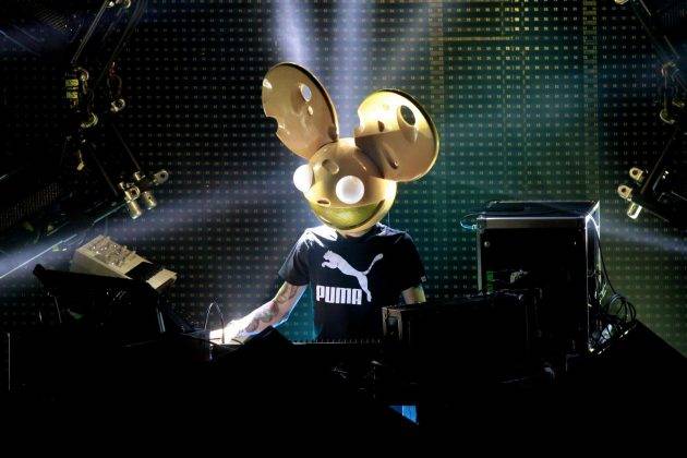 www.juicysantos.com.br - deadmau5 no guarujá