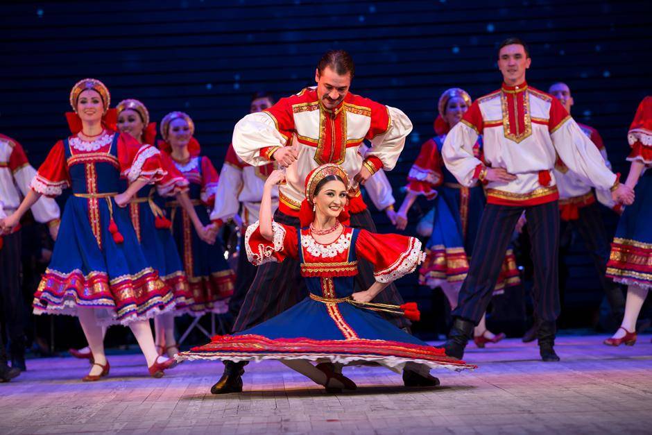 Ballet Nacional Folclórico da Rússia -