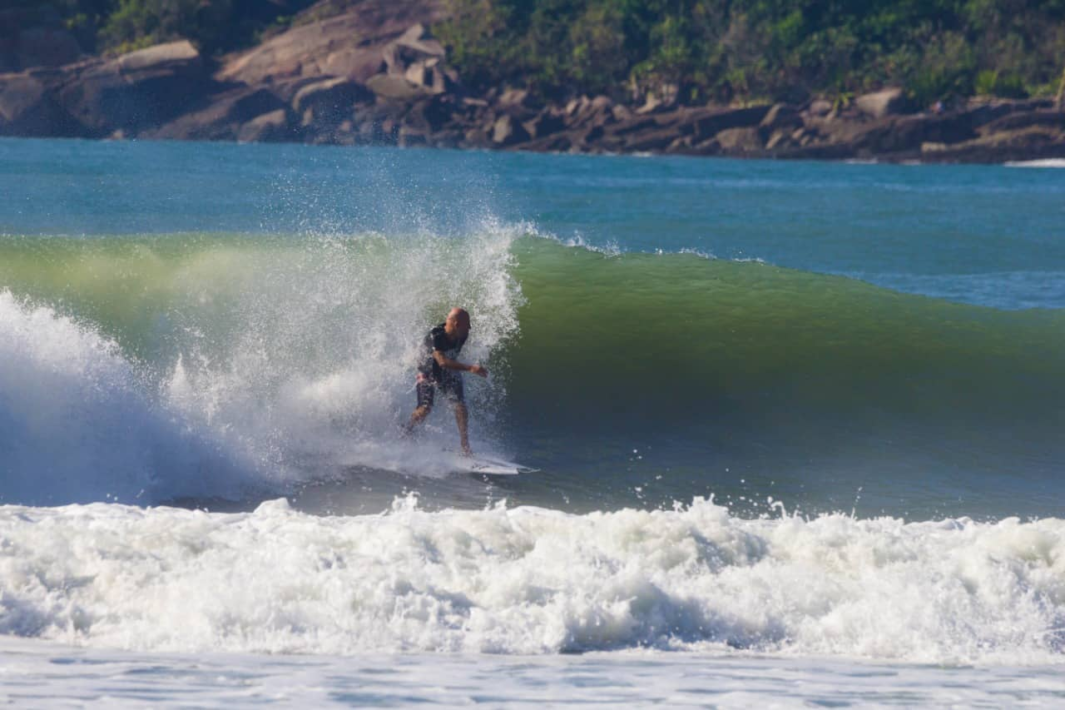 www.juicysantos.com.br - melhores lugares para surfar no guarujá