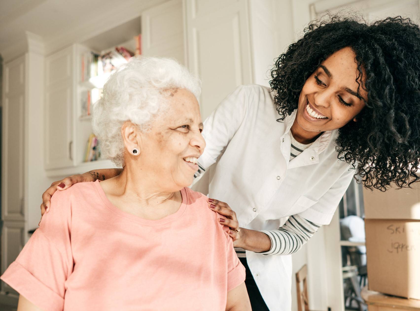 Cuidadores de idosos em Santos na Home Angels Santos - Boqueirão
