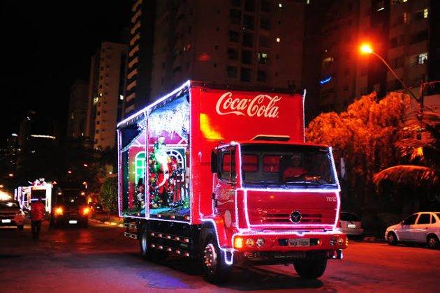 Caravana de natal da Coca-Cola em Santos e São Vicente