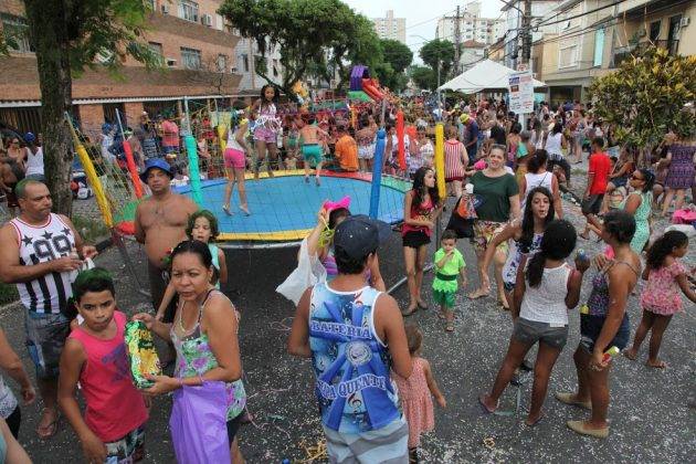 juicysantos.com.br - Como organizar um bloco de rua em Santos
