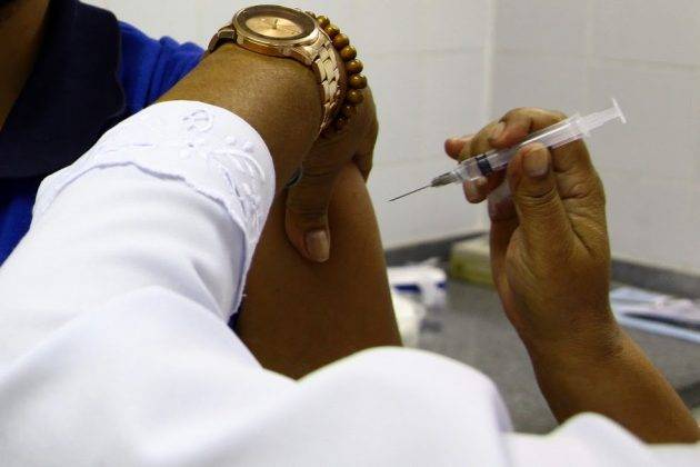 juicysantos.com.br - Vacina contra a gripe em Santos