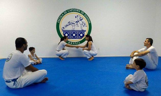 juicysantos.com.br - Capoeira online e de graça