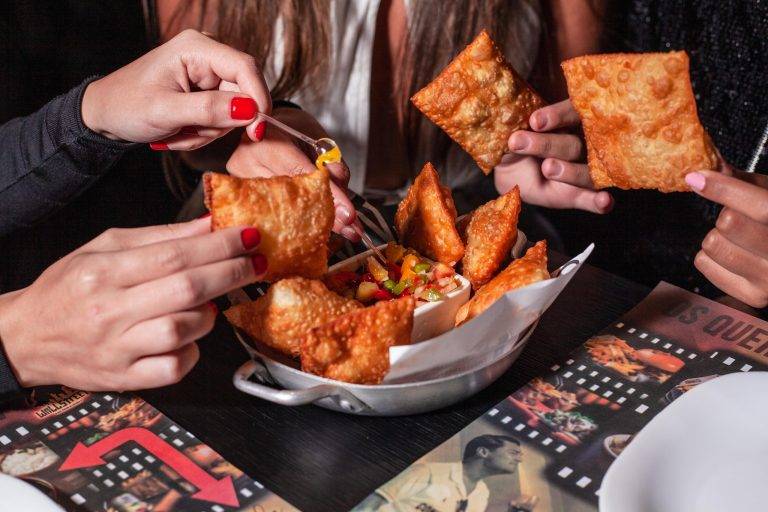 Onde comer na Mallet, a avenida gastronômica de Praia Grande Juicy Santos