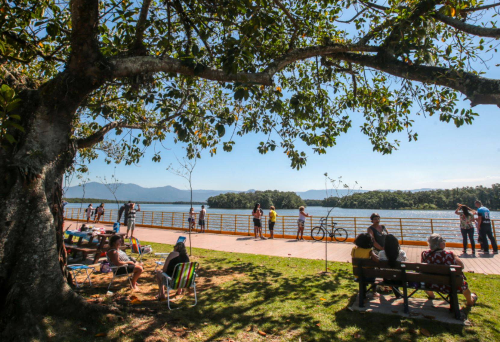 Feira no Portinho