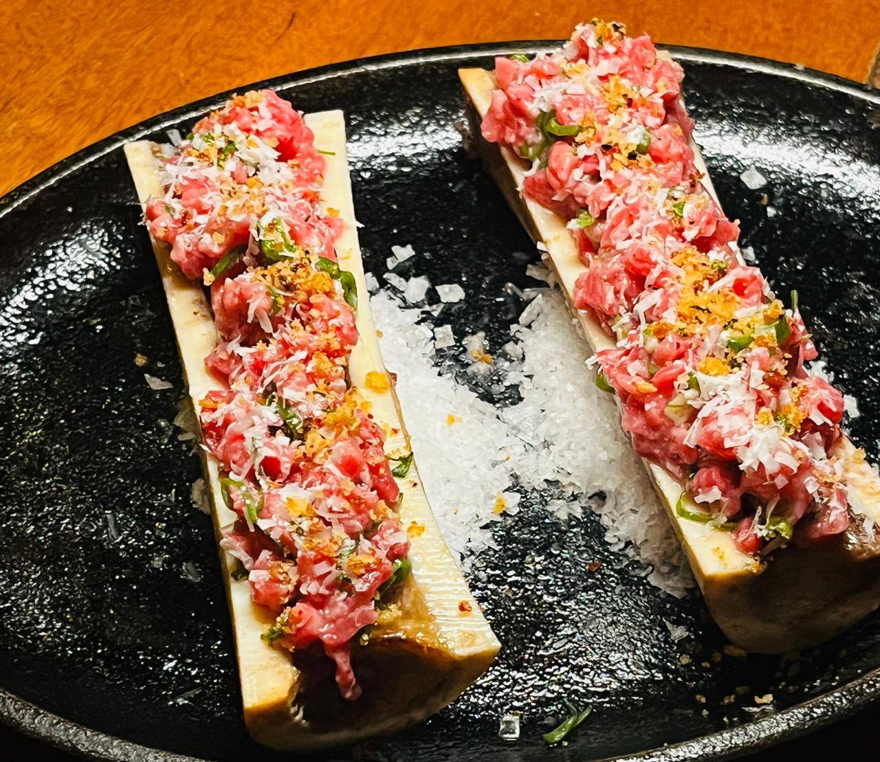 www.juicysantos.com.br - REVO Manufactory aposta em clássicos brasileiros e inovações em novo menu