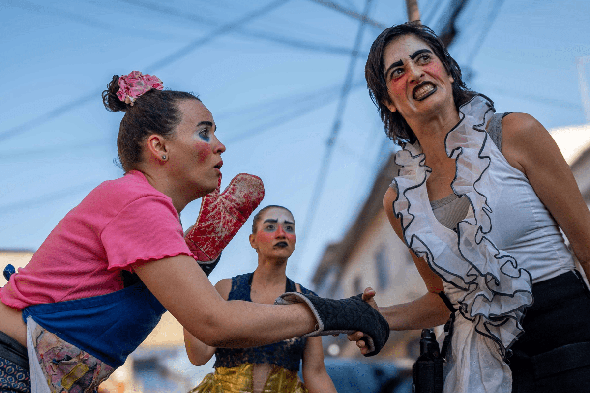 Cia. Madeirite Rosa apresenta A Luta