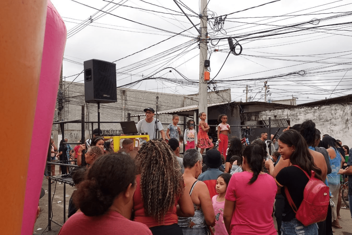 Festa beneficente do Mês das Crianças