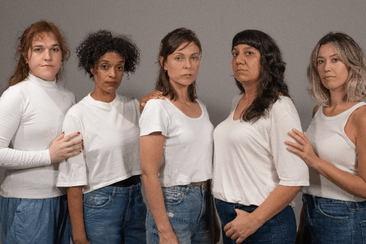 Dois Dedos, Parágrafo!