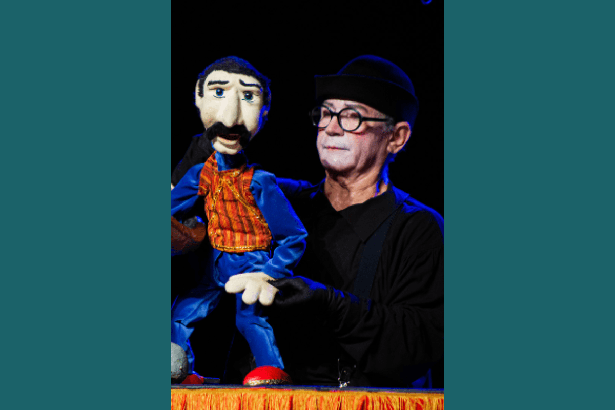 Cia Circo de Bonecos