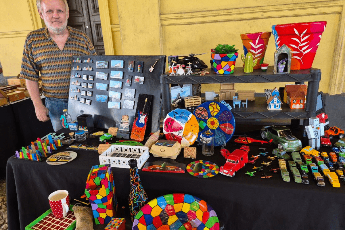 Dia do Artesão em Santos