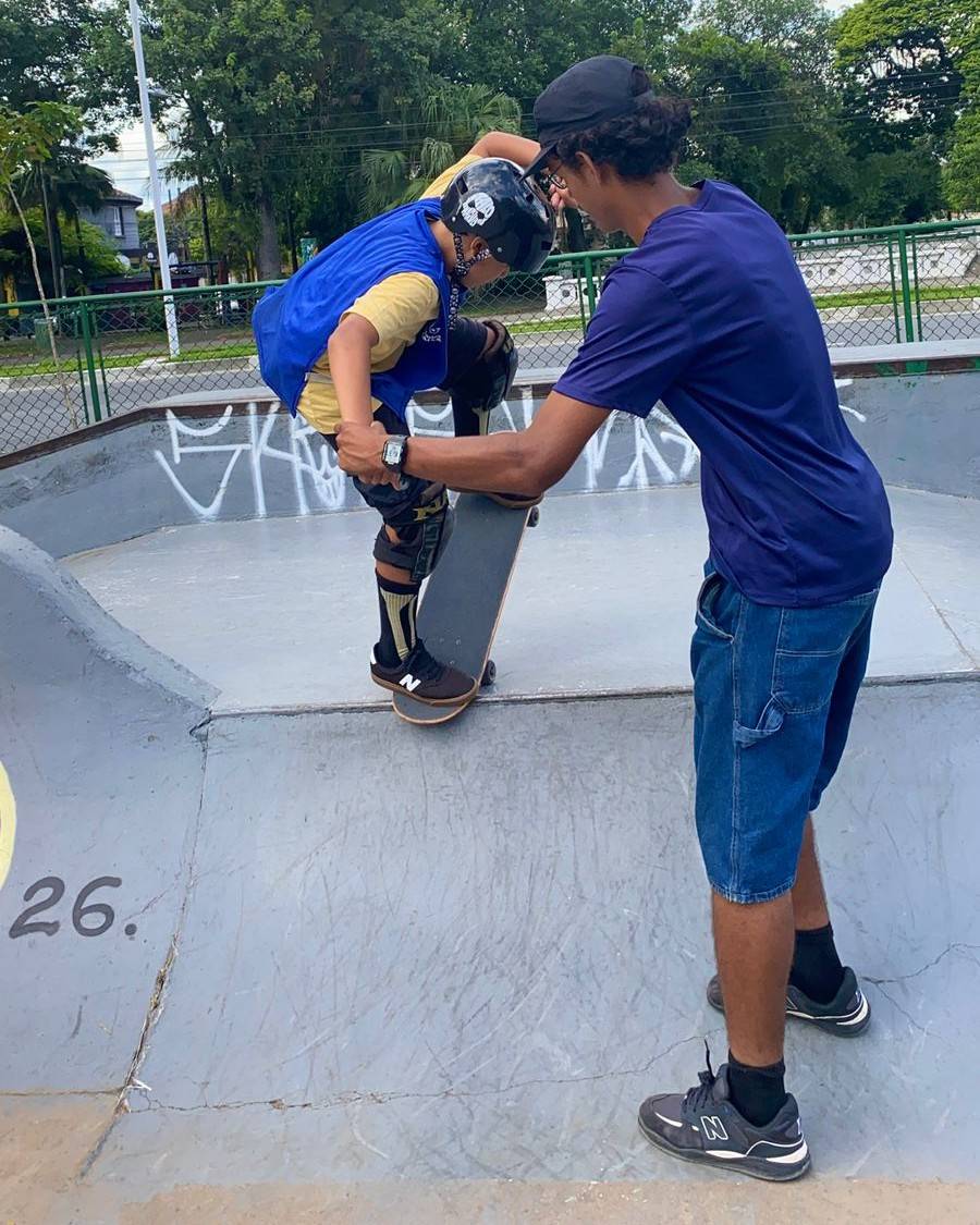 www.juicysantos.com.br - Veja onde fazer aula de skate em Santos de graça