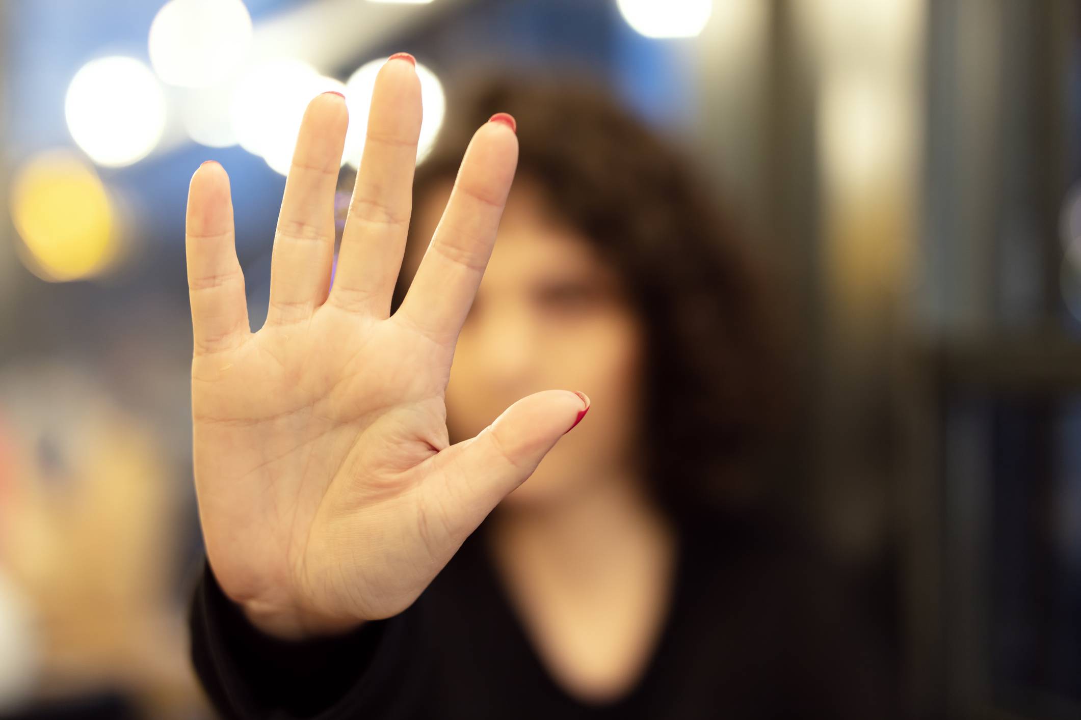 Caminhada pelo fim da violência contra a mulher