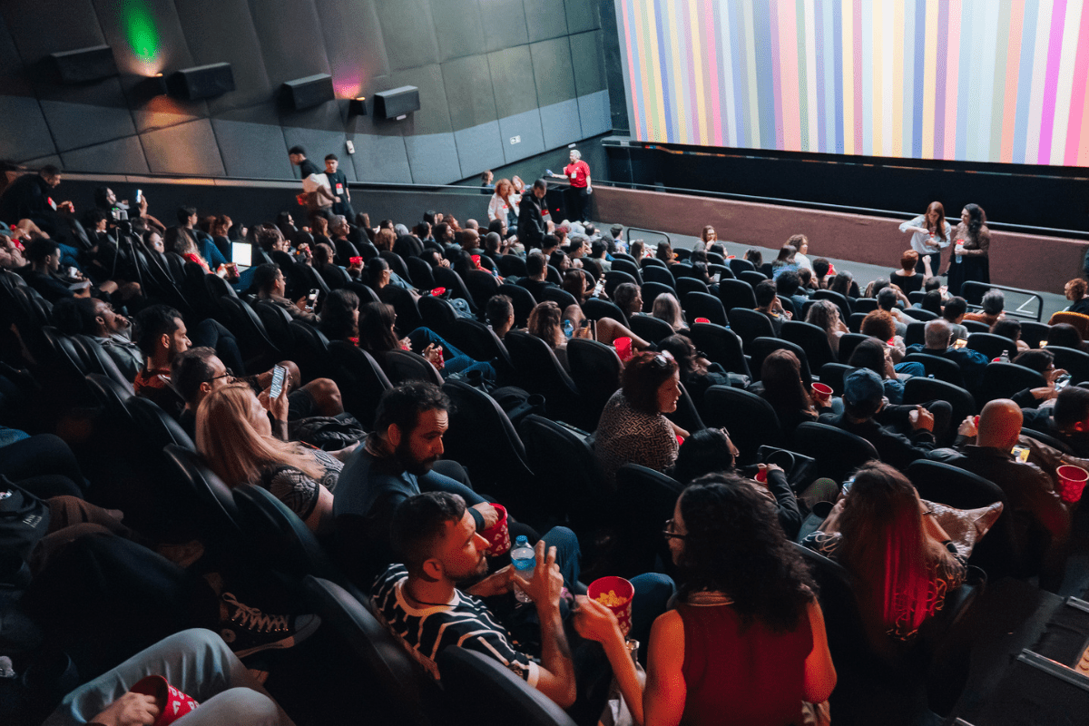 CreativeMornings - criatividade e generosidade na escassez