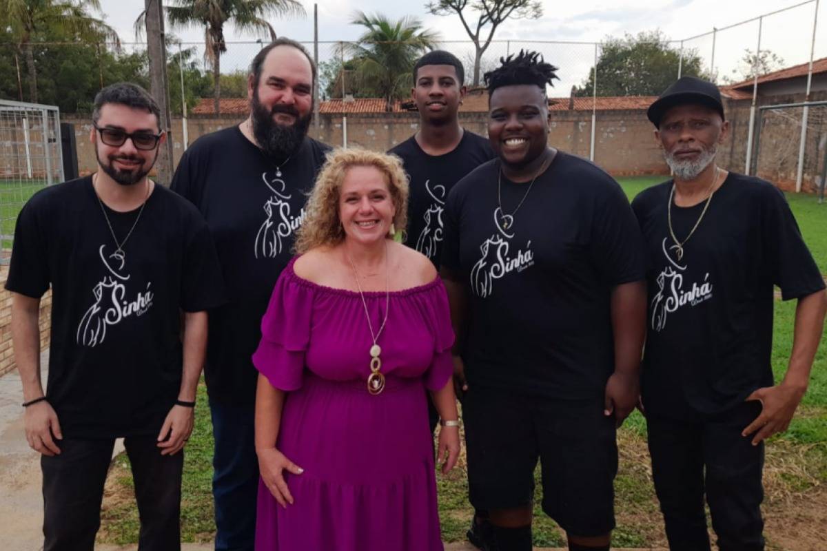 Grupo Sinhá: Tributo Beth Carvalho