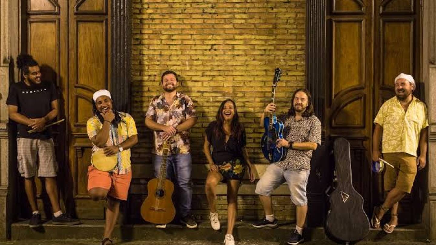 Cortejo da Banda Fizeram a Elza