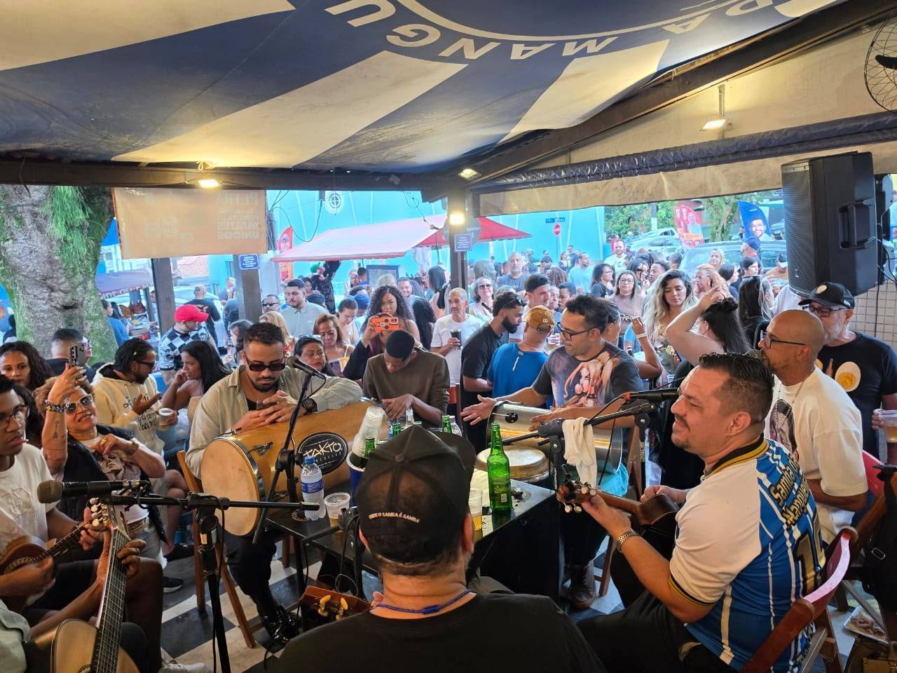 Samba da Mangueira no São Bento